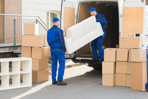 Man and van team preparing a safe move in Richmond upon Thames