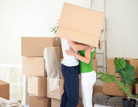 Moving crew planning access for a property in Richmond upon Thames