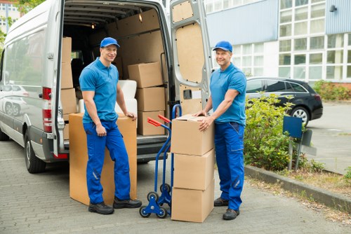 Small business delivery and relocation van service in Richmond upon Thames